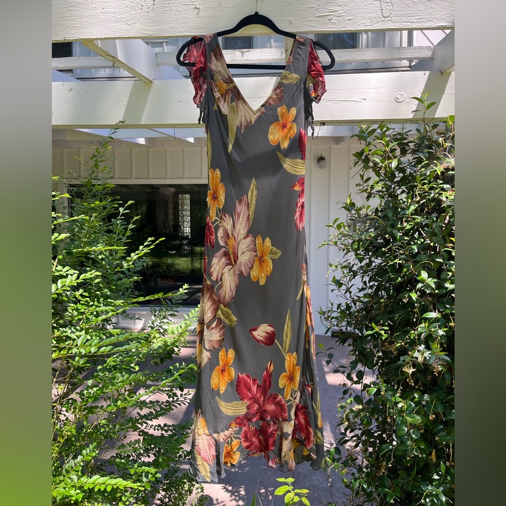 gorgeous vintage floral fairy maxi dress